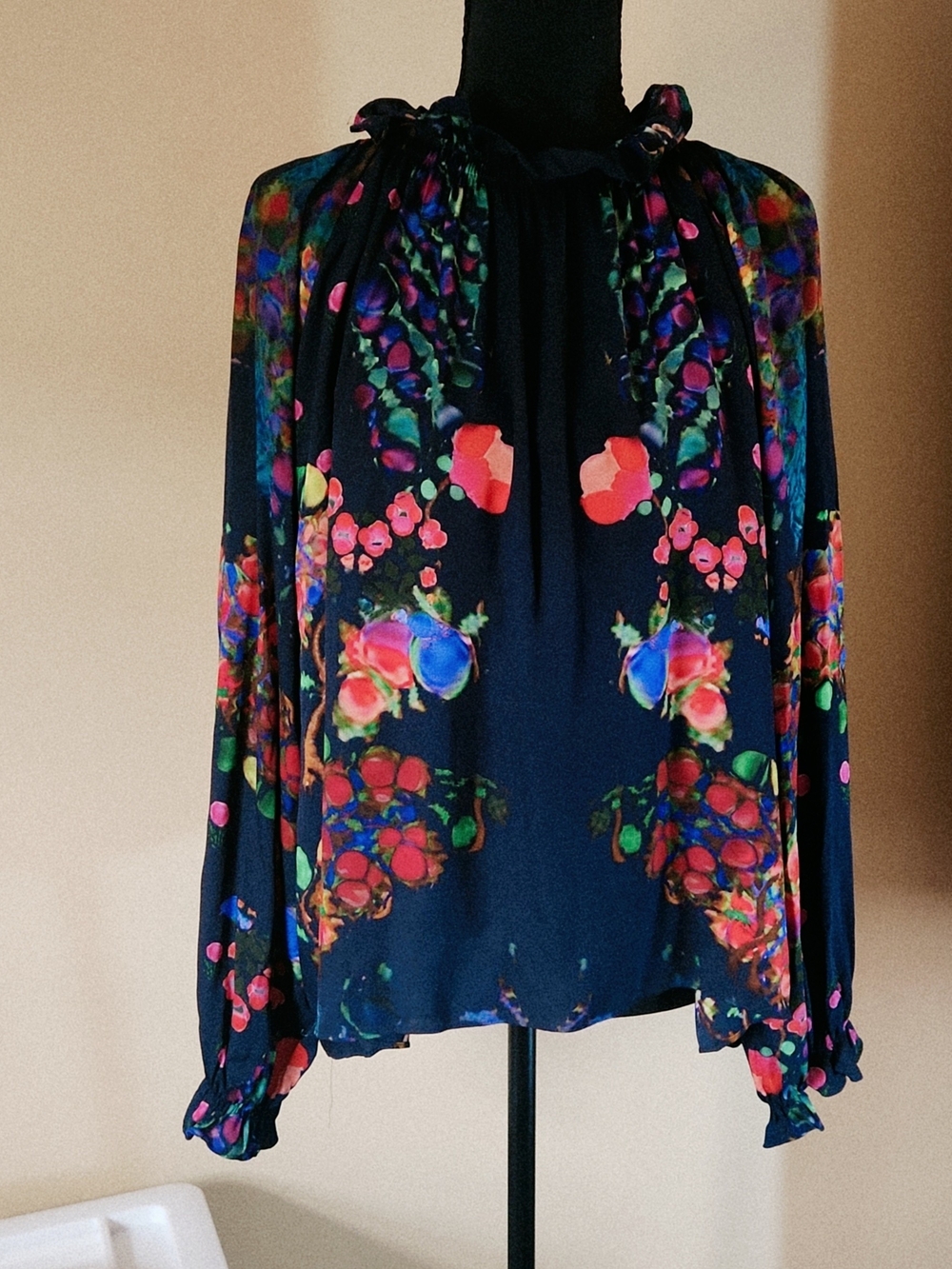 Cynthia Rowley Black Floral Tie-Neck Blouse